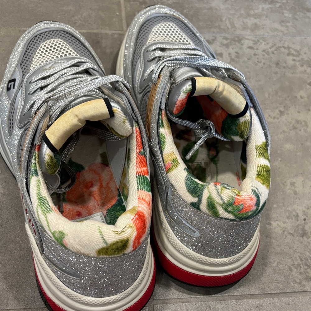Gucci Silver Glitter Sneakers with Red Soles - Picture 4 of 5